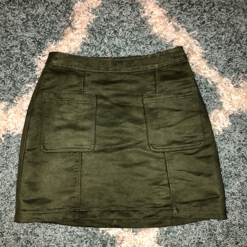 Old Navy forest green faux skirt